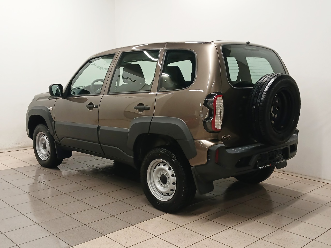 Легковой автотранспорт - LADA Niva Travel 1.7 MT (83 л.с.) 4WD