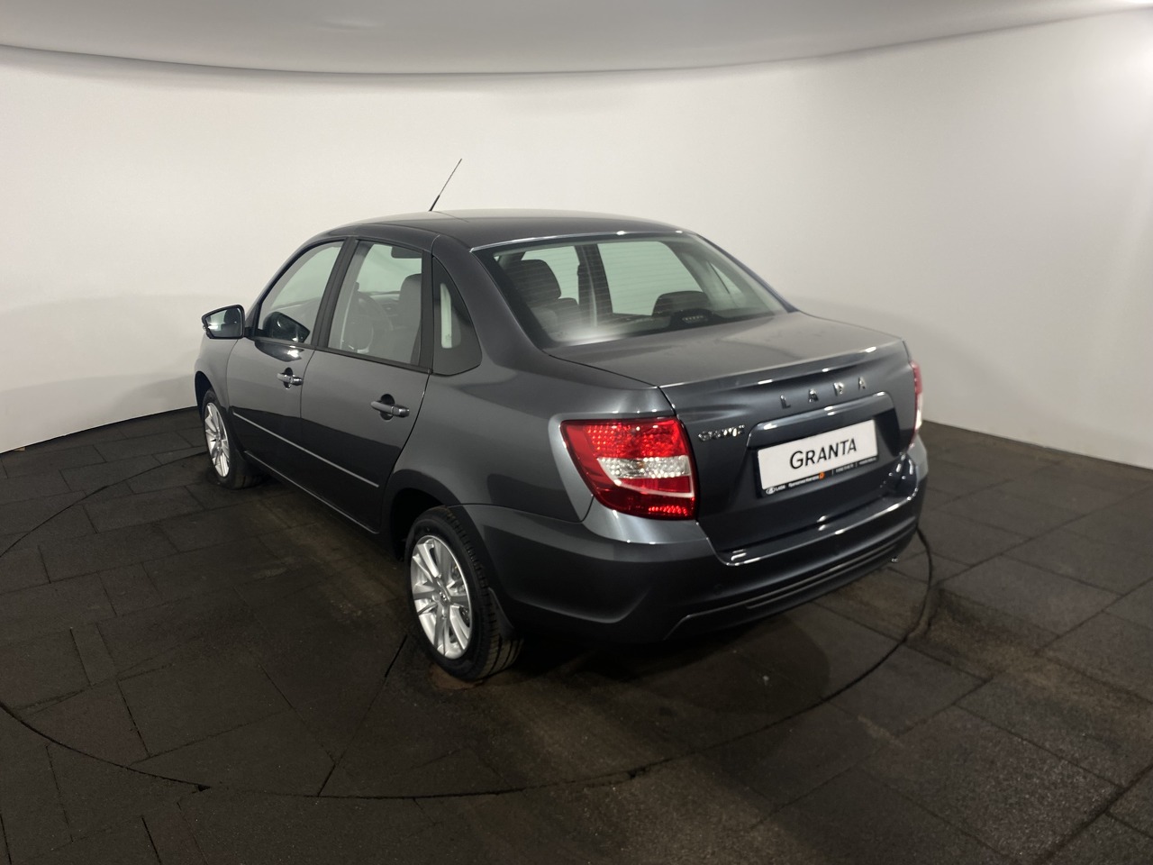 Легковой автотранспорт - LADA Granta 1.6 MT (90 л.с.)