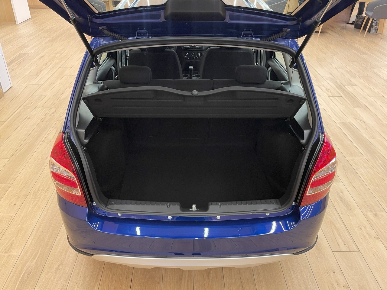 Легковой автотранспорт - LADA Granta Cross 1.6 MT (106 л.с.)