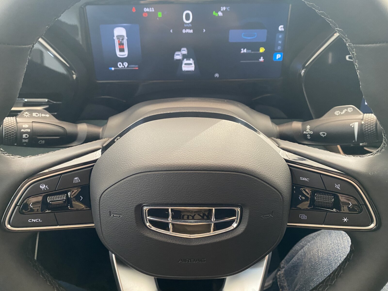 Легковой автотранспорт - GEELY Monjaro 