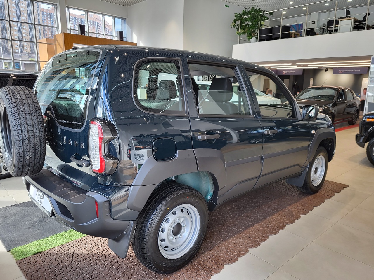 Легковой автотранспорт - Niva 1.7 MT (80 л.с.) 4WD