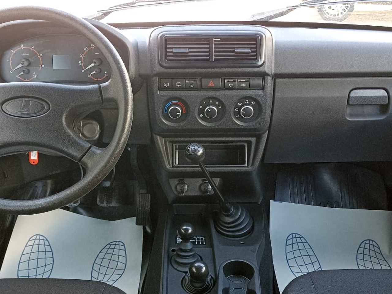 Легковой автотранспорт - Niva Legend 1.7 MT (83 л.с.) 4WD