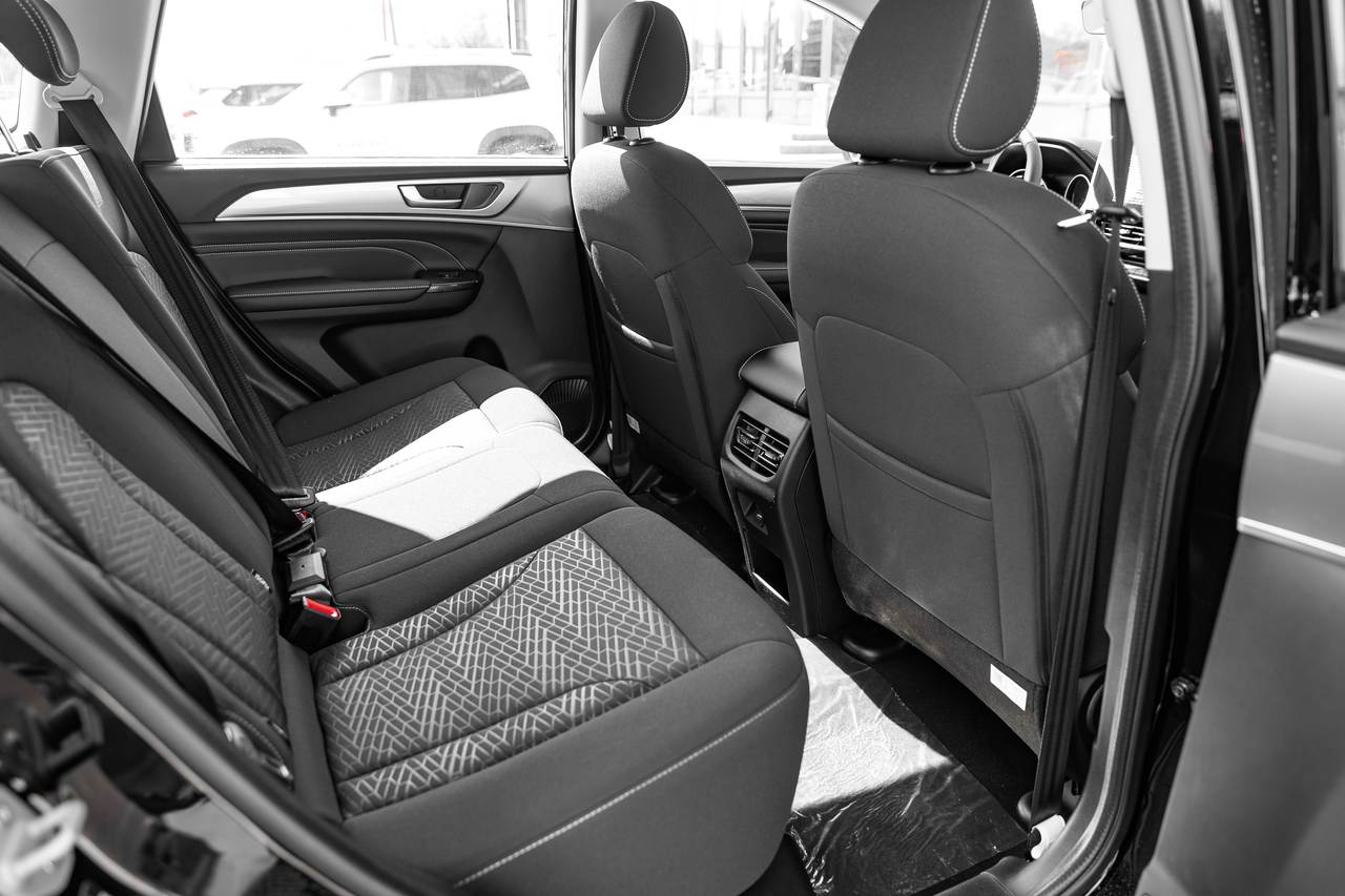 Легковой автотранспорт - Haval M6, II 2026 1.5 MT (143 л.с.)