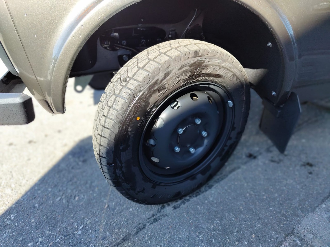 Легковой автотранспорт - LADA Niva Legend 1.7 MT (83 л.с.) 4WD