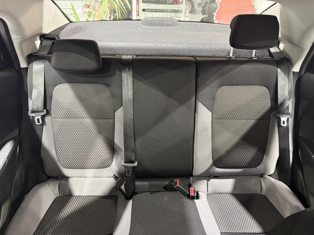 Легковой автотранспорт - LADA Iskra 1.6 CVT (106 л.с.)