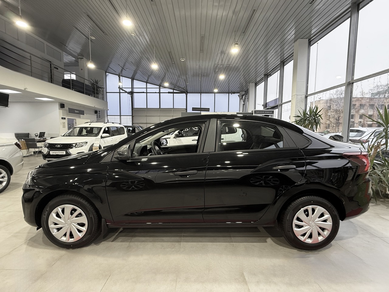 Легковой автотранспорт - LADA Iskra 1.6 CVT (106 л.с.)