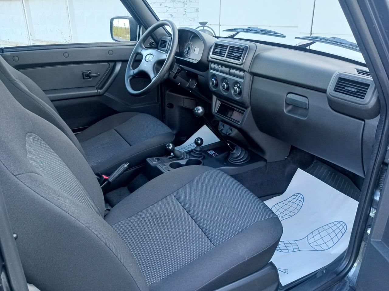 Легковой автотранспорт - LADA Niva Legend 1.7 MT (83 л.с.) 4WD