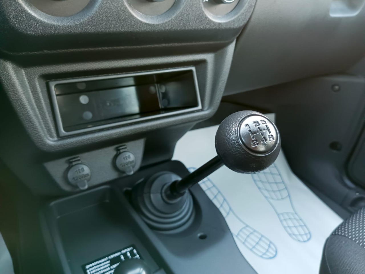 Легковой автотранспорт - LADA Niva Legend 1.7 MT (83 л.с.) 4WD