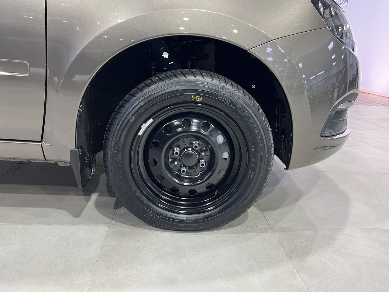 Легковой автотранспорт - Granta 1.6 MT (90 л.с.)