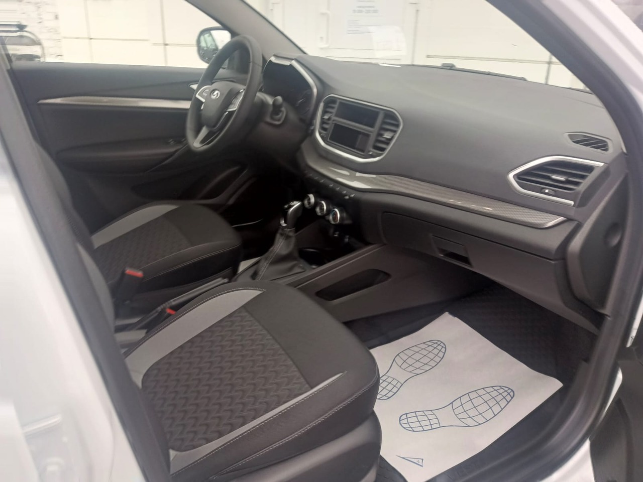 Легковой автотранспорт - Vesta SW 1.8 CVT (122 л.с.)