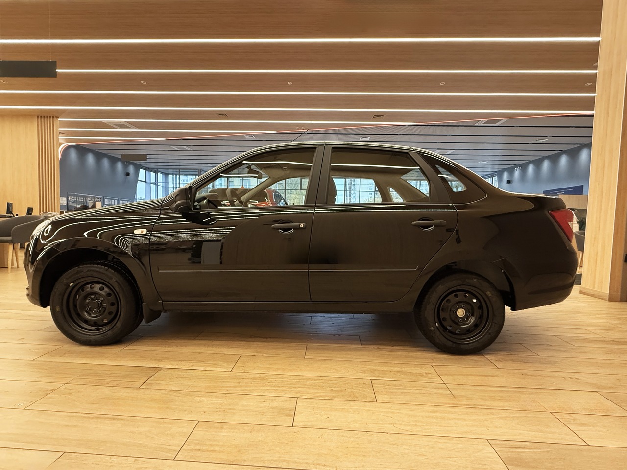 Легковой автотранспорт - LADA Granta 1.6 MT (90 л.с.)