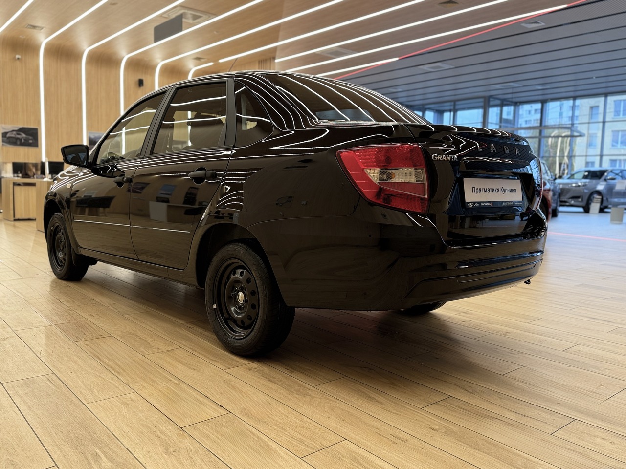 Легковой автотранспорт - LADA Granta 1.6 MT (90 л.с.)