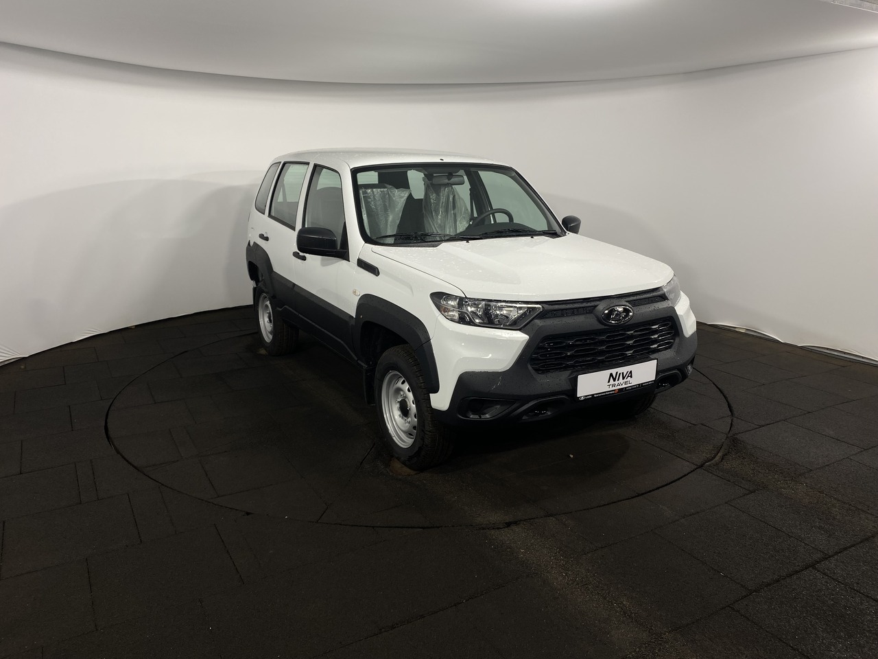 Легковой автотранспорт - LADA Niva Travel 1.7 MT (83 л.с.) 4WD