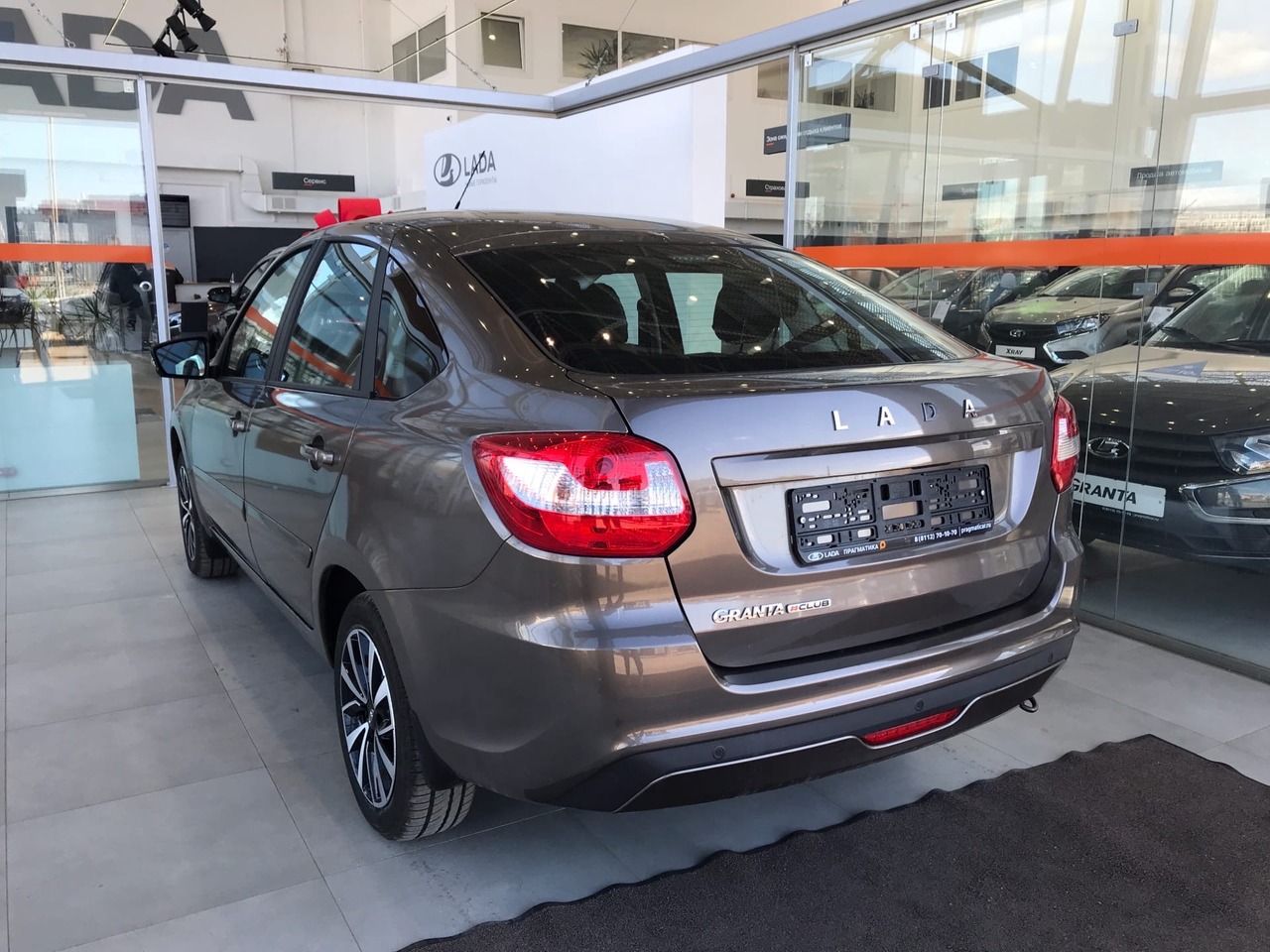 Легковой автотранспорт - LADA Granta 1.6 MT (90 л.с.)