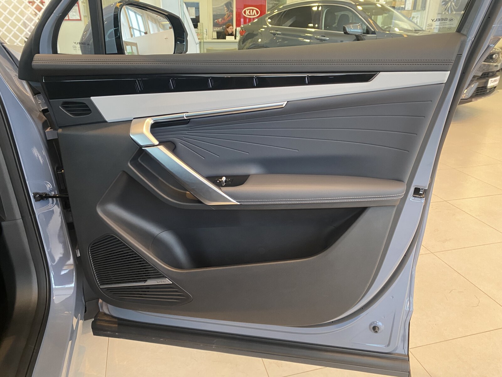 Легковой автотранспорт - GEELY Atlas 