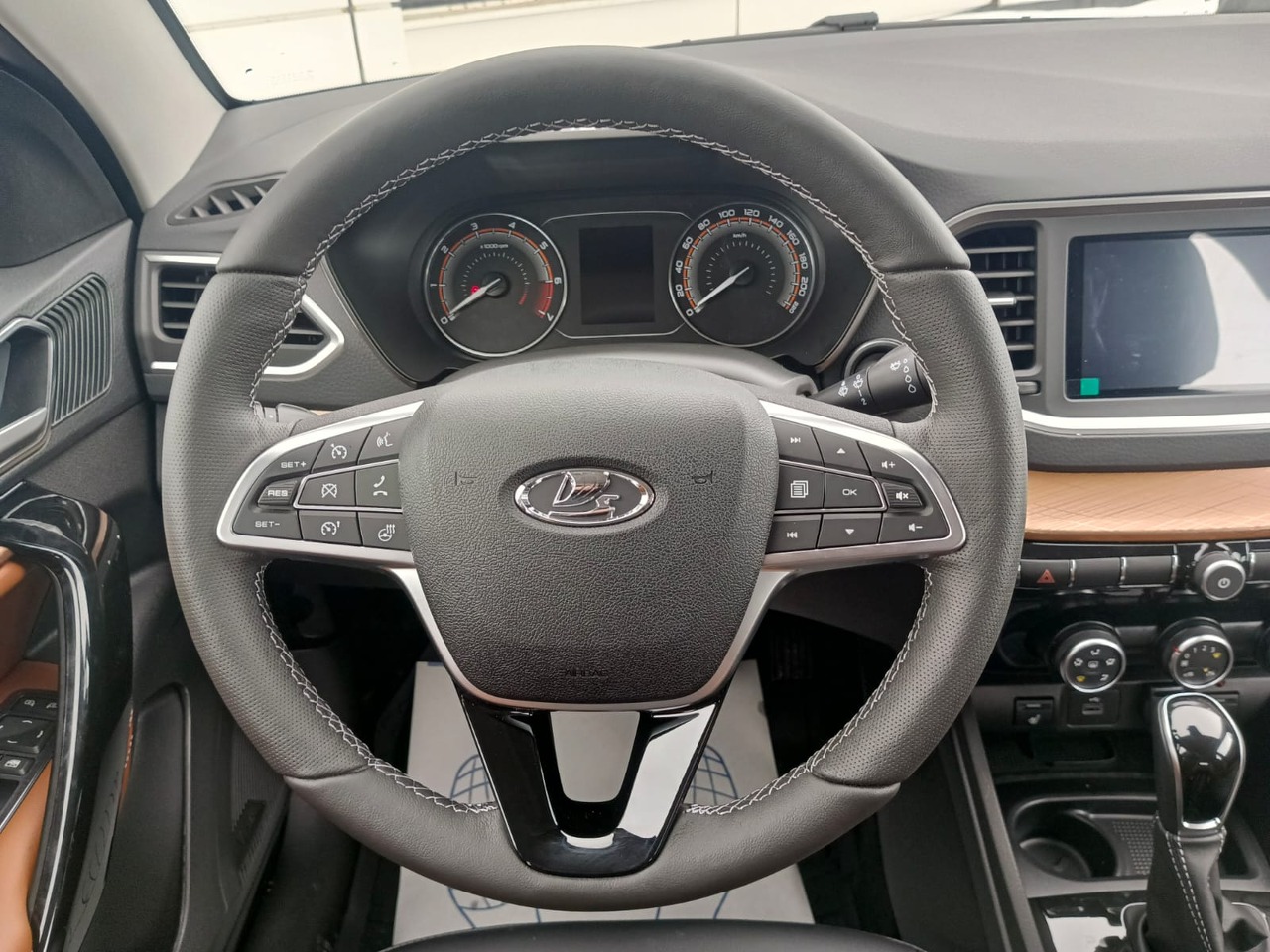 Легковой автотранспорт - Vesta SW Cross 1.8 CVT (122 л.с.)