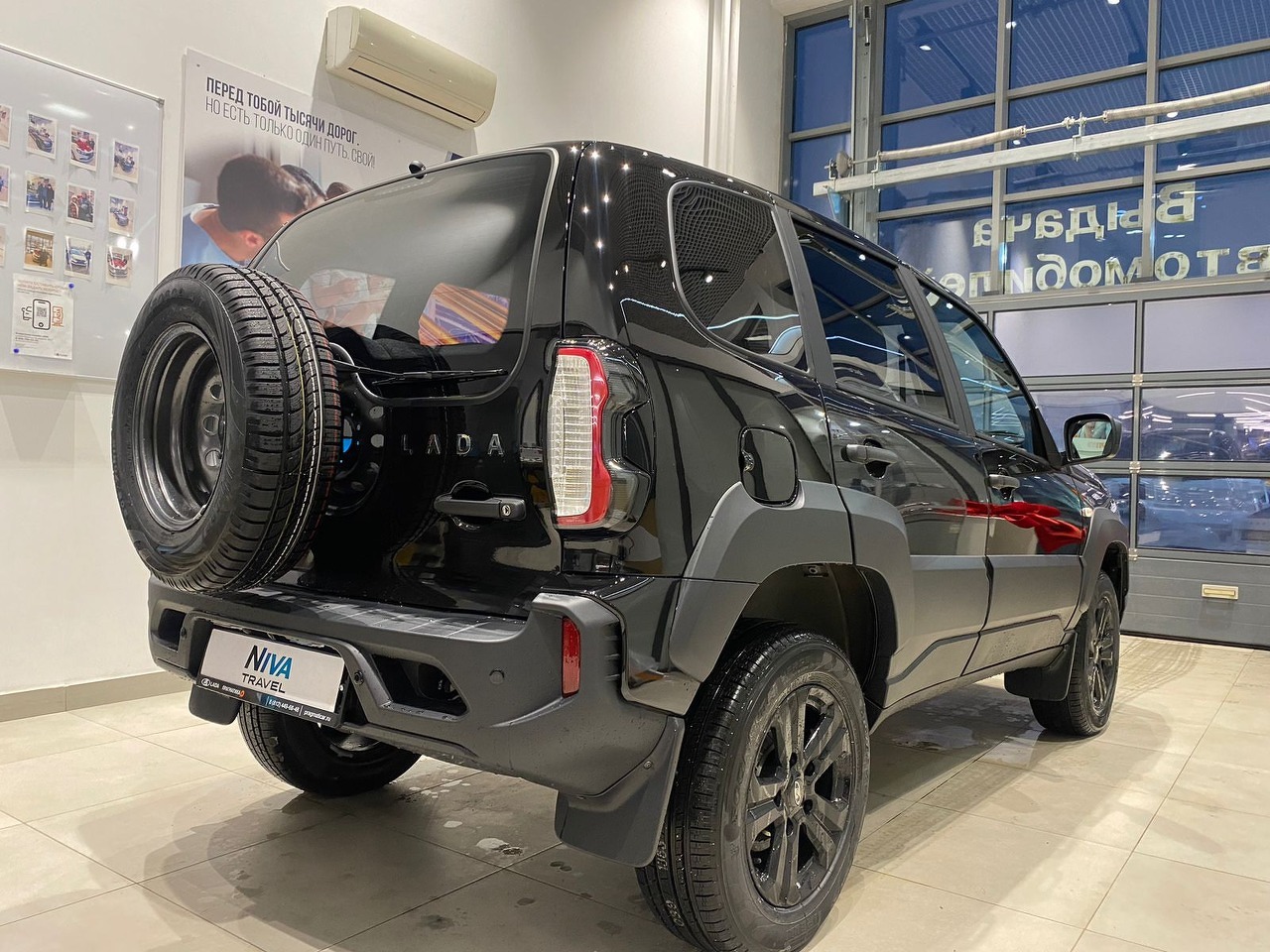 Легковой автотранспорт - LADA Niva Travel 1.7 MT (83 л.с.) 4WD