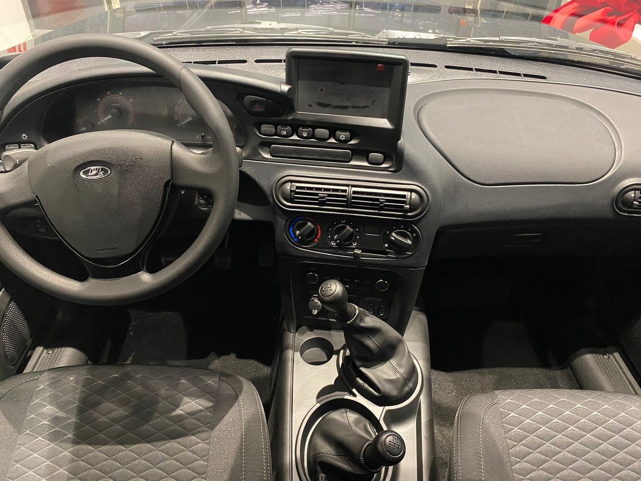 Легковой автотранспорт - LADA Niva Travel 1.7 MT (83 л.с.) 4WD