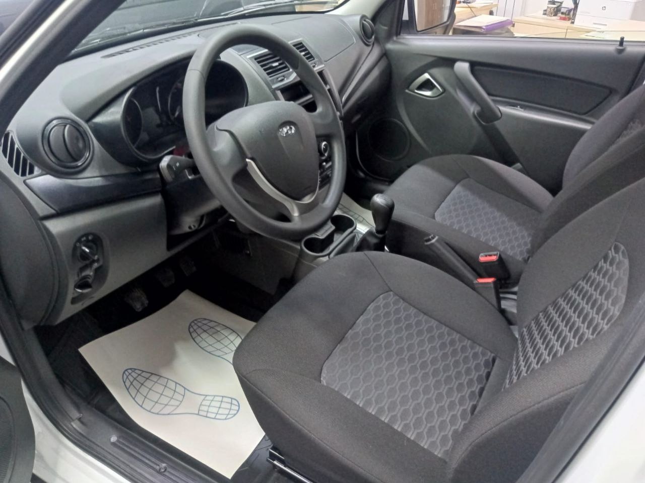 Легковой автотранспорт - LADA Granta 1.6 MT (90 л.с.)