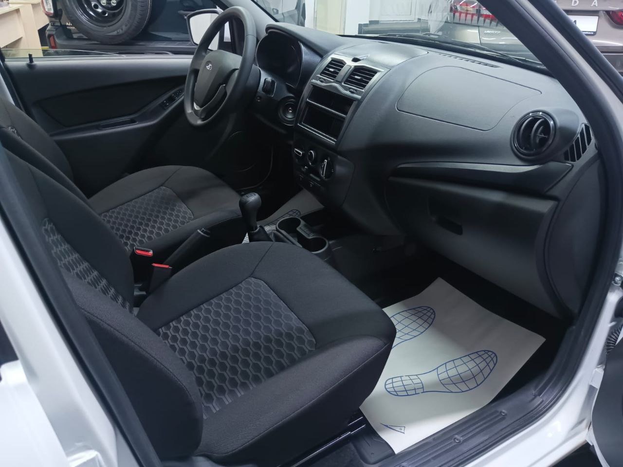 Легковой автотранспорт - LADA Granta 1.6 MT (90 л.с.)