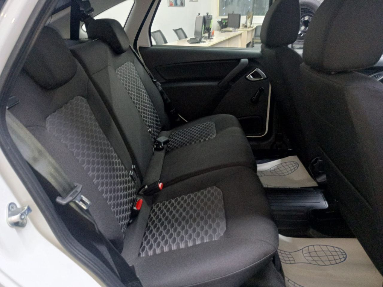 Легковой автотранспорт - LADA Granta 1.6 MT (90 л.с.)