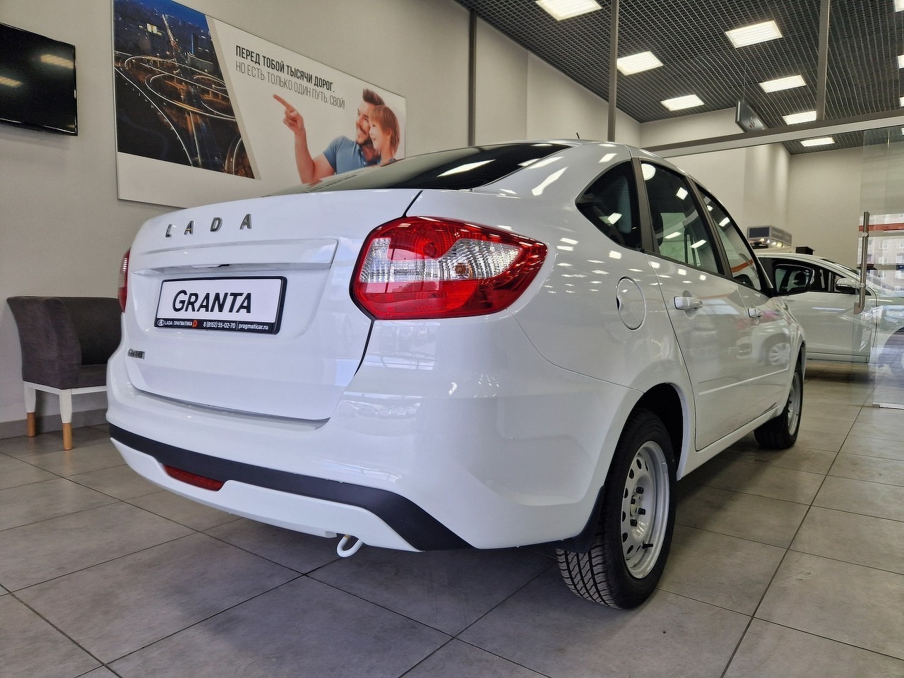 Легковой автотранспорт - LADA Granta 1.6 MT (90 л.с.)