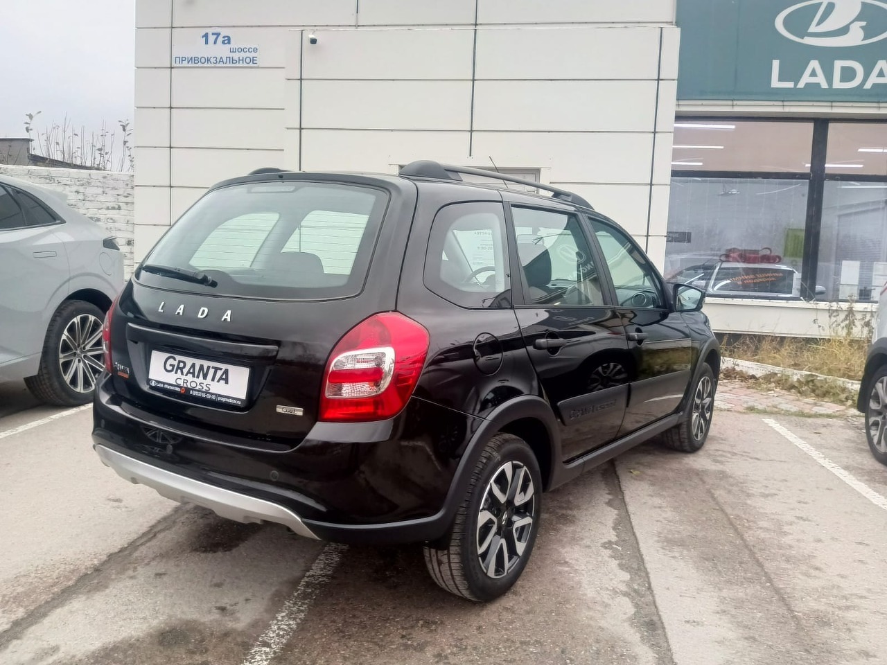 Легковой автотранспорт - LADA Granta Cross 1.6 MT (106 л.с.)