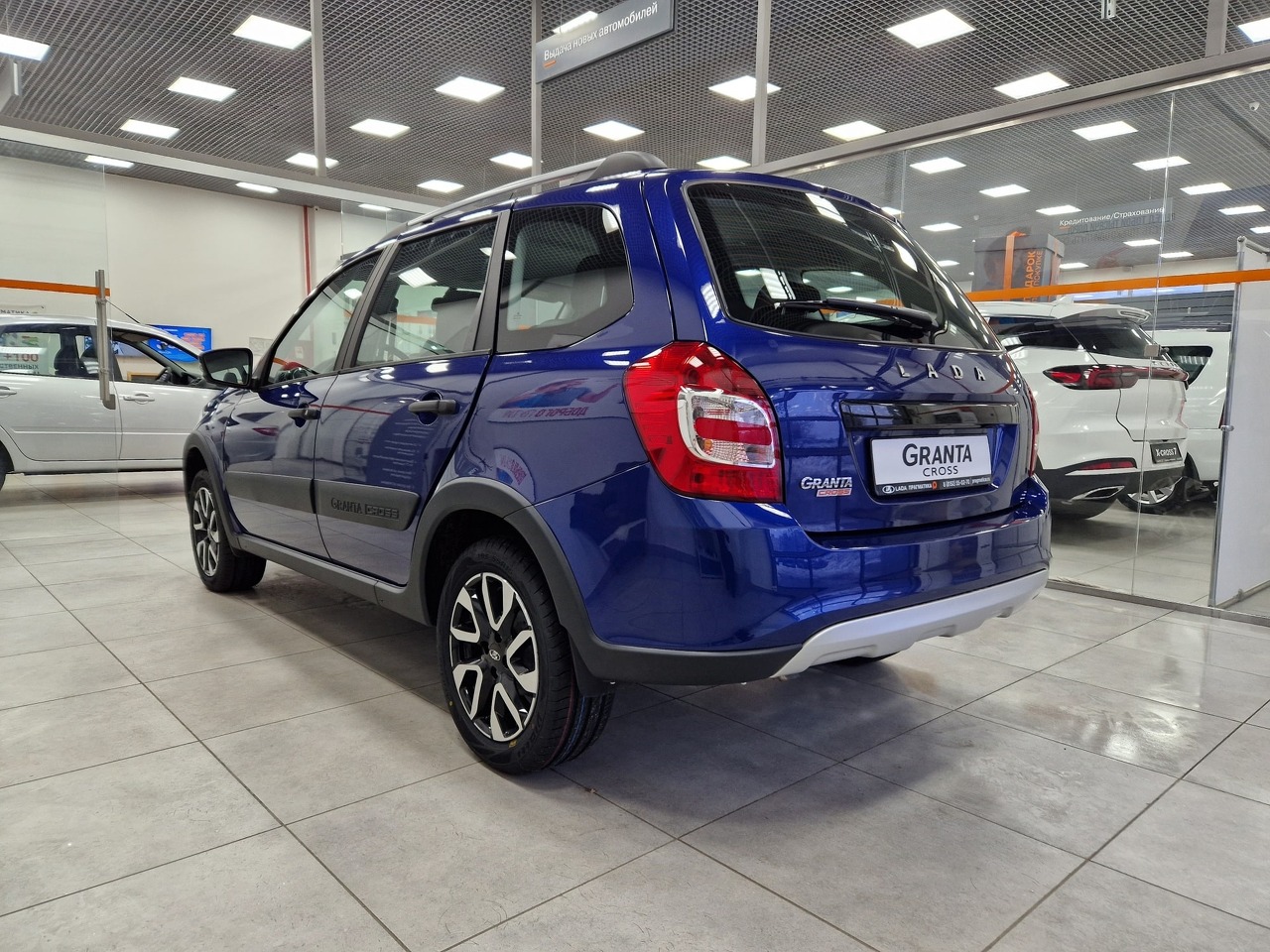 Легковой автотранспорт - LADA Granta Cross 1.6 MT (106 л.с.)