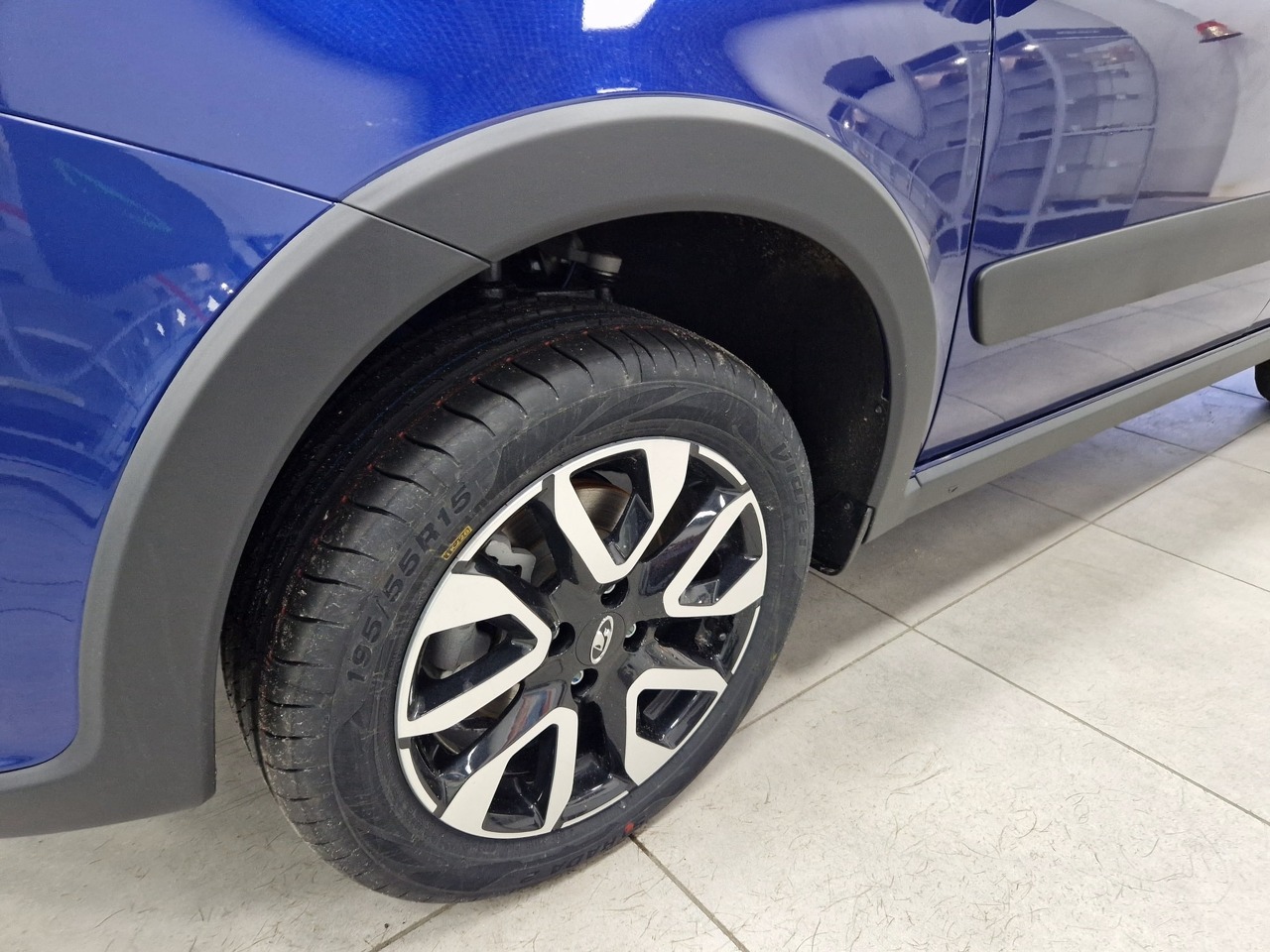 Легковой автотранспорт - LADA Granta Cross 1.6 MT (106 л.с.)