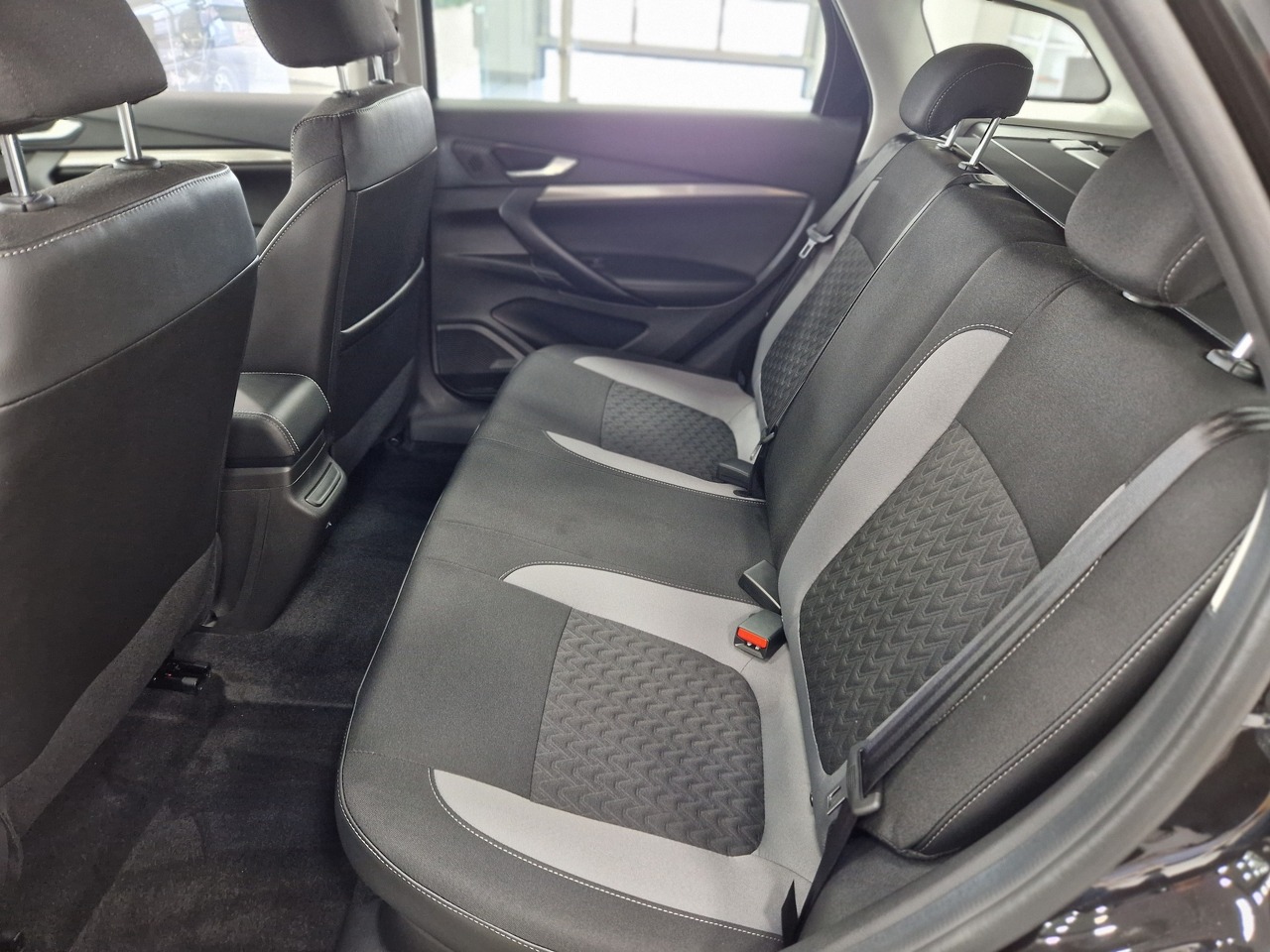 Легковой автотранспорт - Vesta SW Cross 1.8 CVT (122 л.с.)