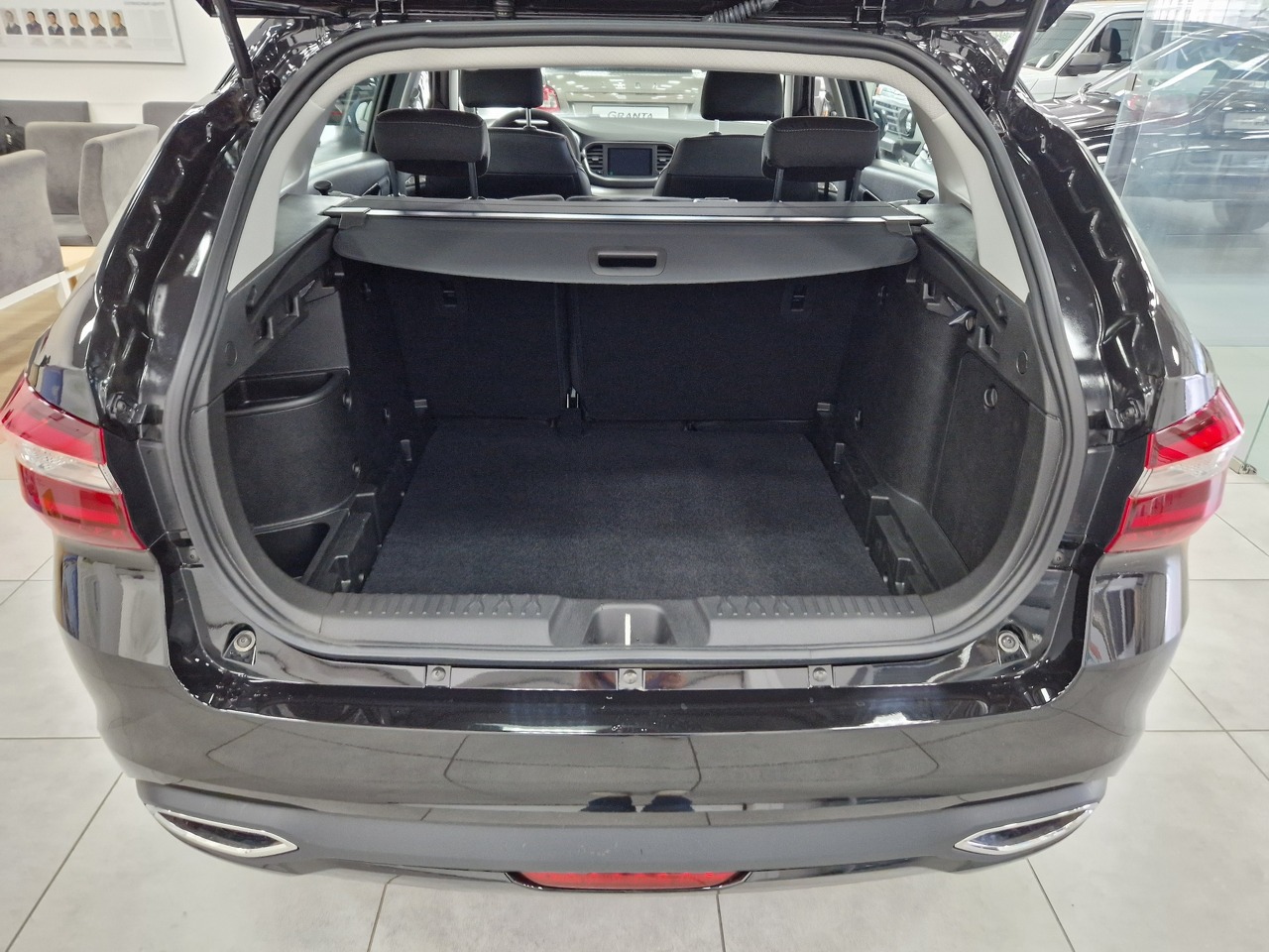 Легковой автотранспорт - Vesta SW Cross 1.8 CVT (122 л.с.)