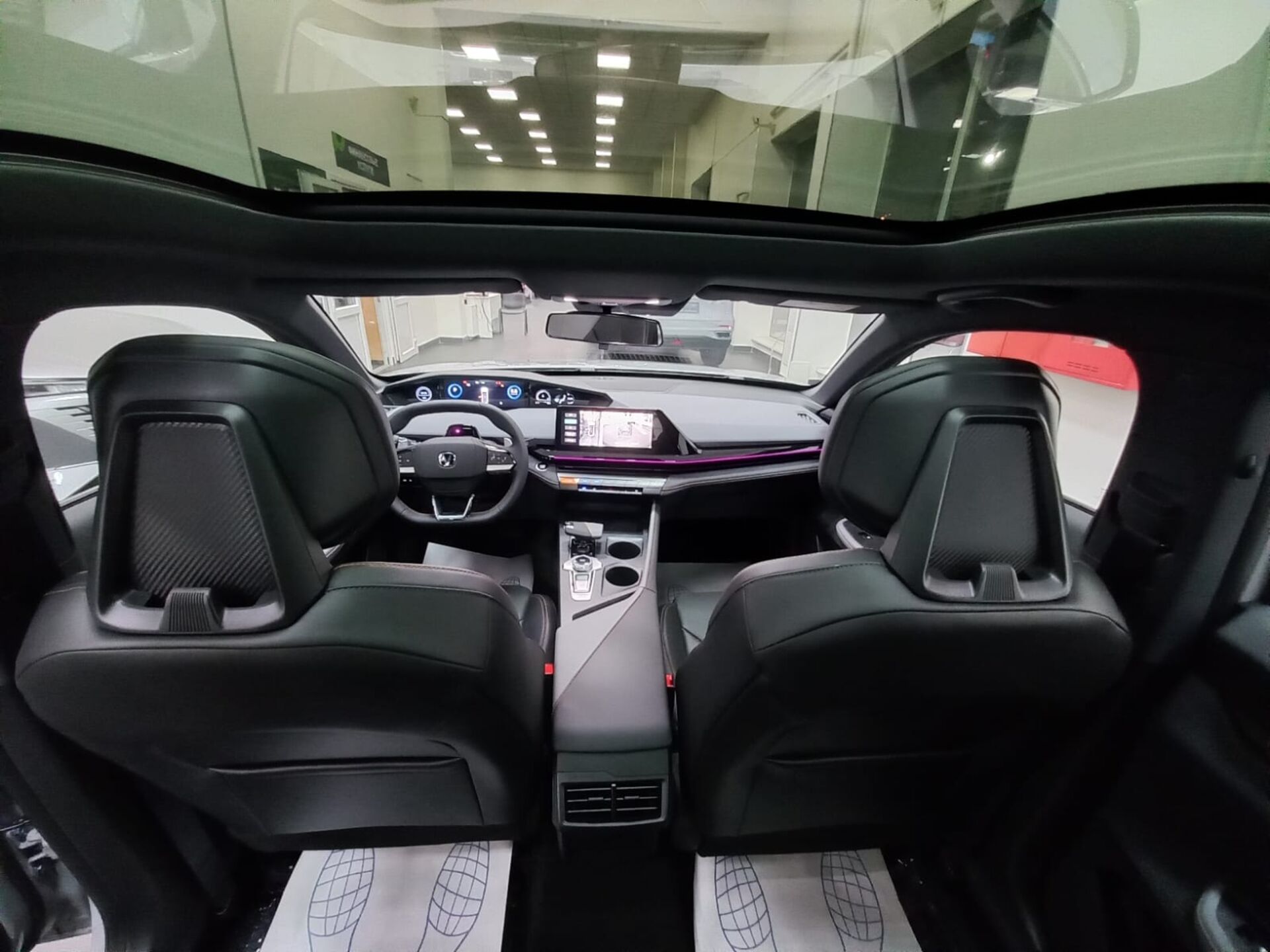 Легковой автотранспорт - CHANGAN UNI-V 1.5 AMT (181 л.с.)