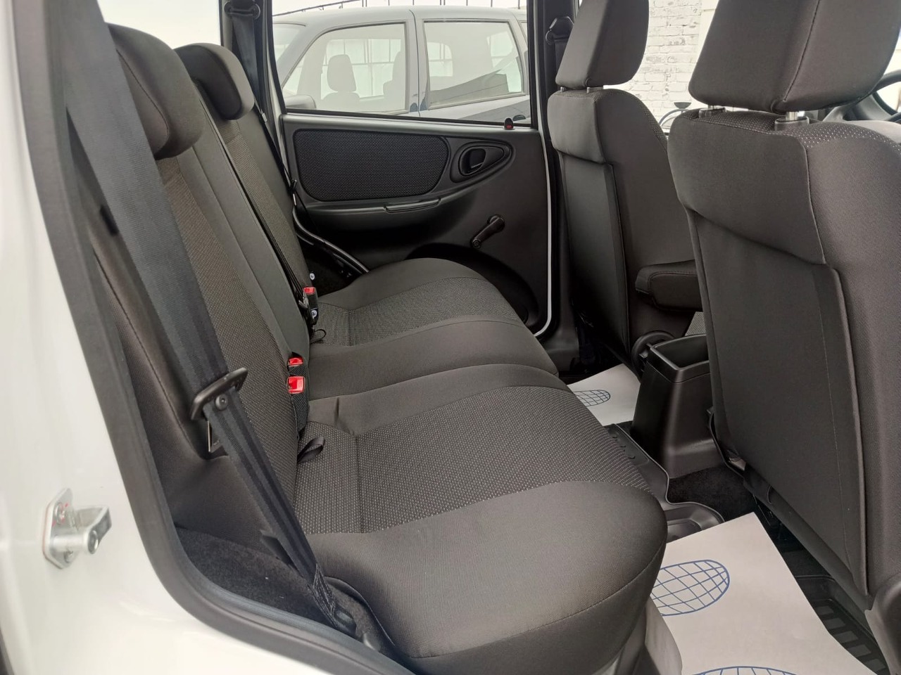 Легковой автотранспорт - Niva 1.7 MT (80 л.с.) 4WD