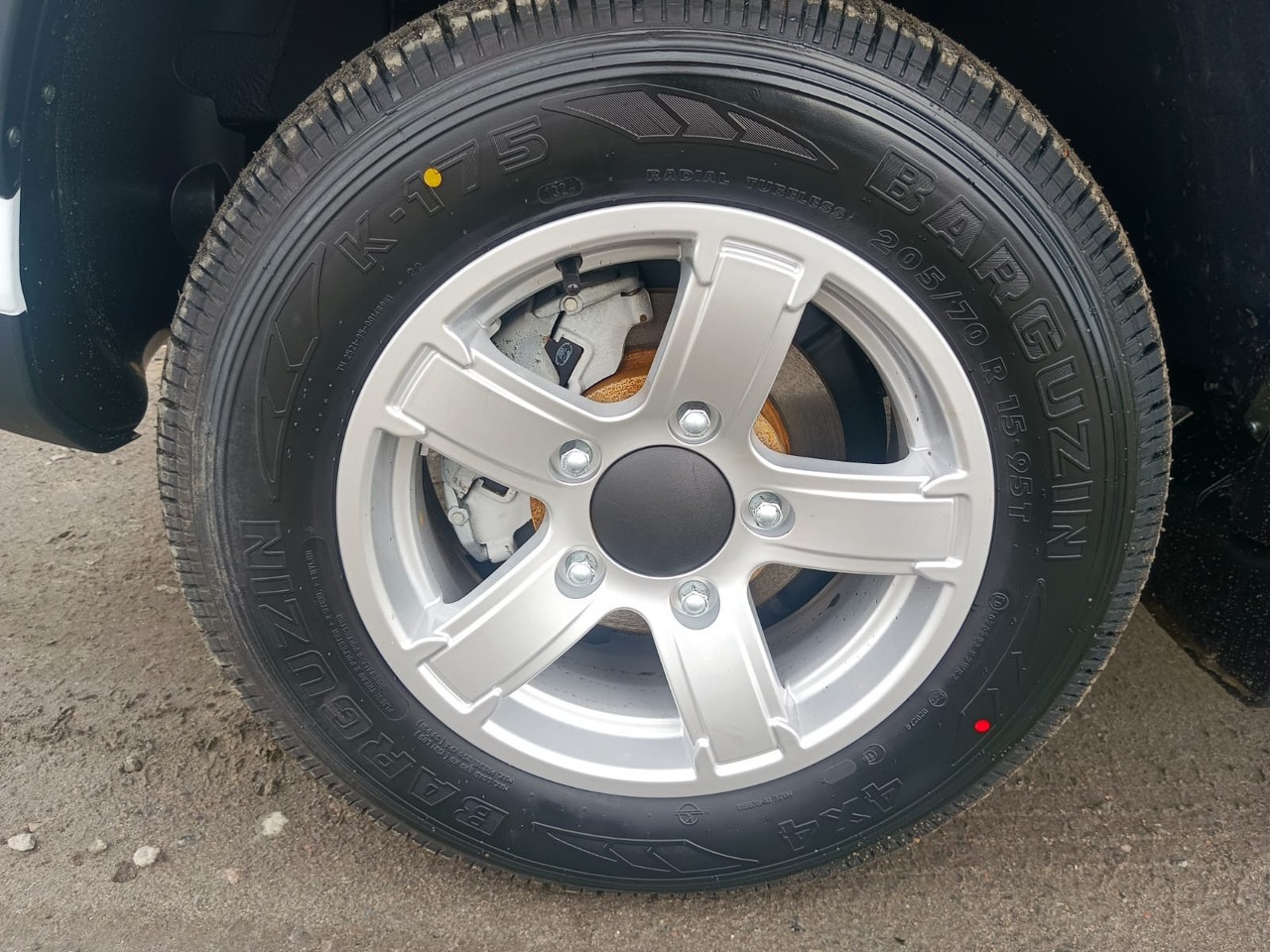 Легковой автотранспорт - Niva 1.7 MT (80 л.с.) 4WD