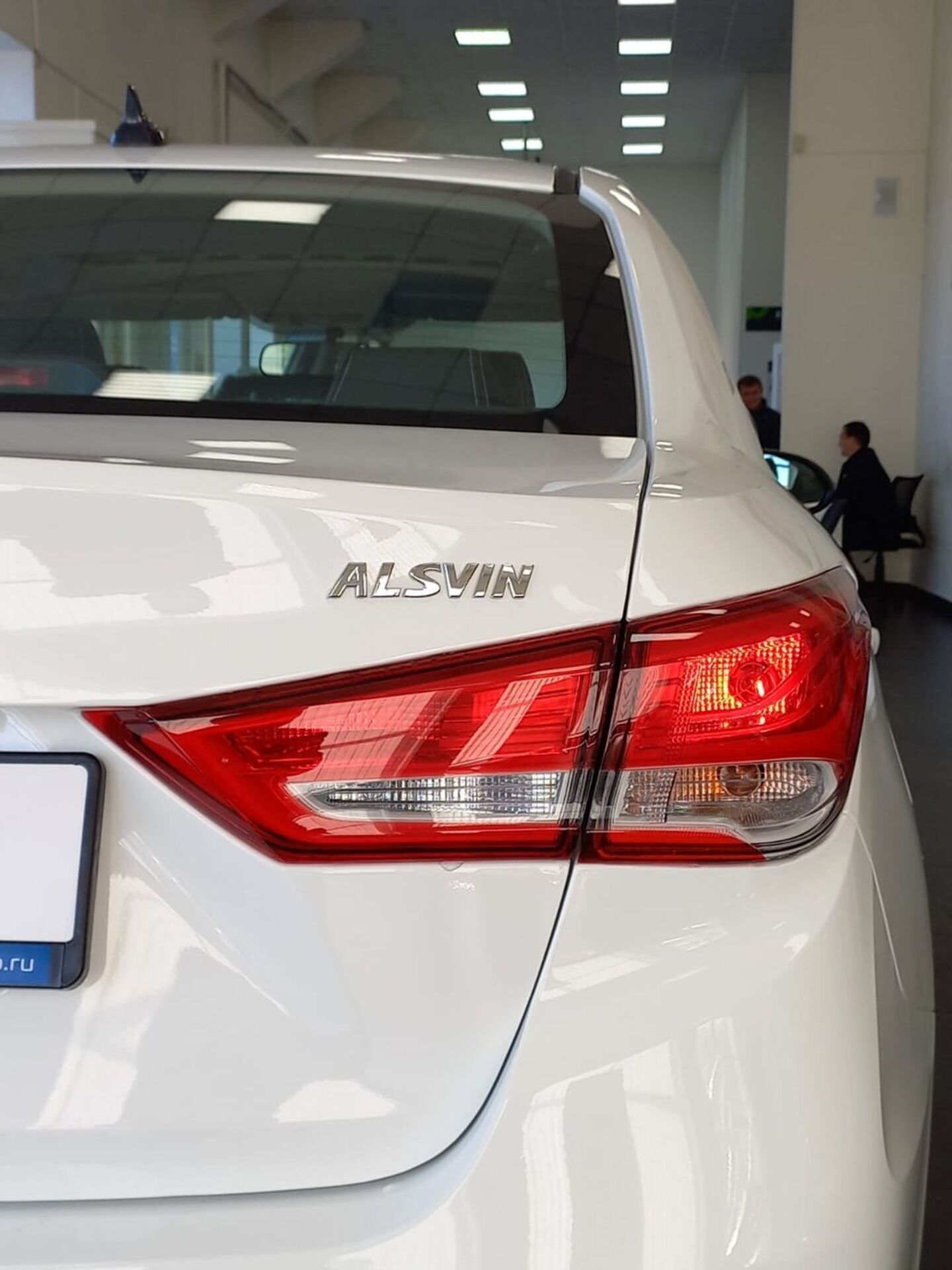 Легковой автотранспорт - CHANGAN Alsvin 1.5 AMT (98 л.с.)