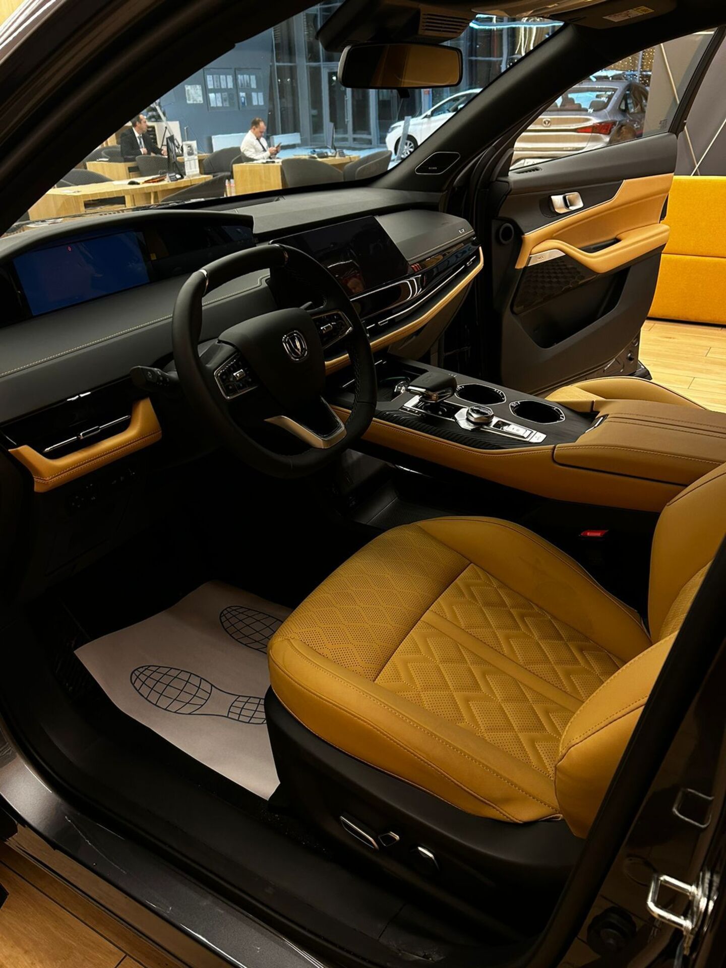 Легковой автотранспорт - CHANGAN UNI-K iDD 1.5hyb AMT (166 л.с.)