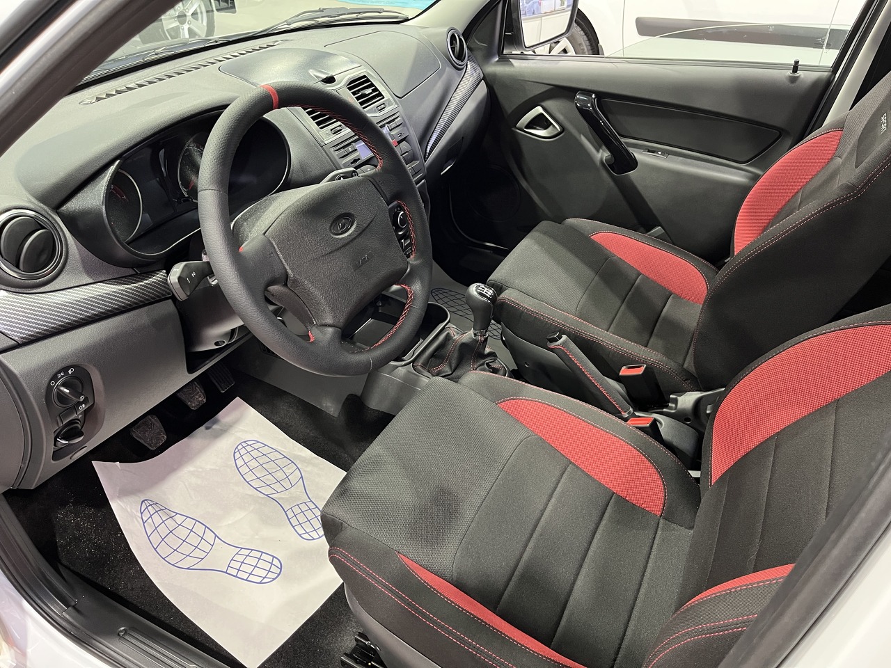 Легковой автотранспорт - Granta Sport 1.6 MT (118 л.с.)