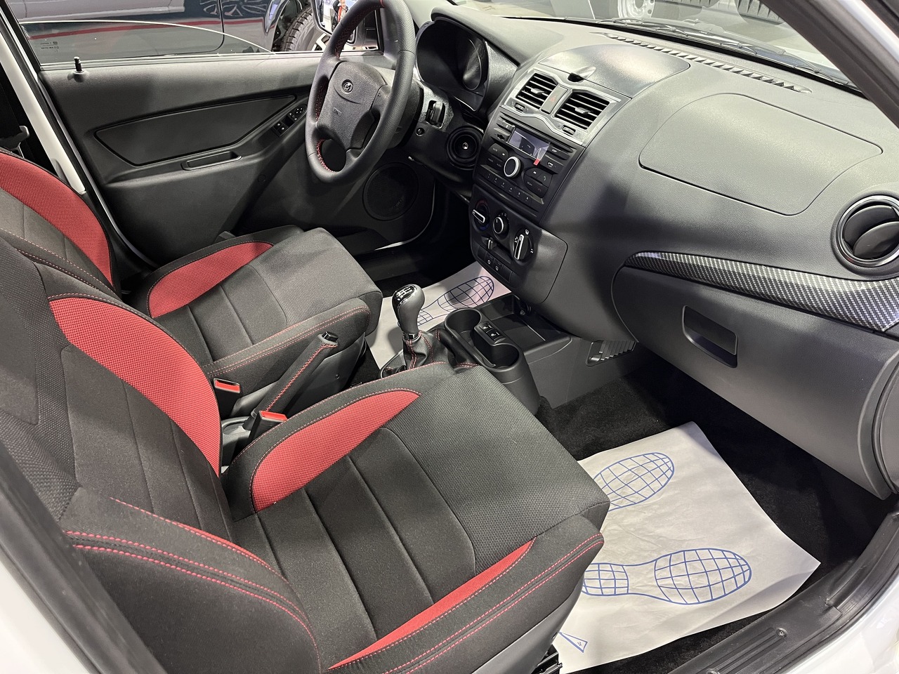 Легковой автотранспорт - Granta Sport 1.6 MT (118 л.с.)