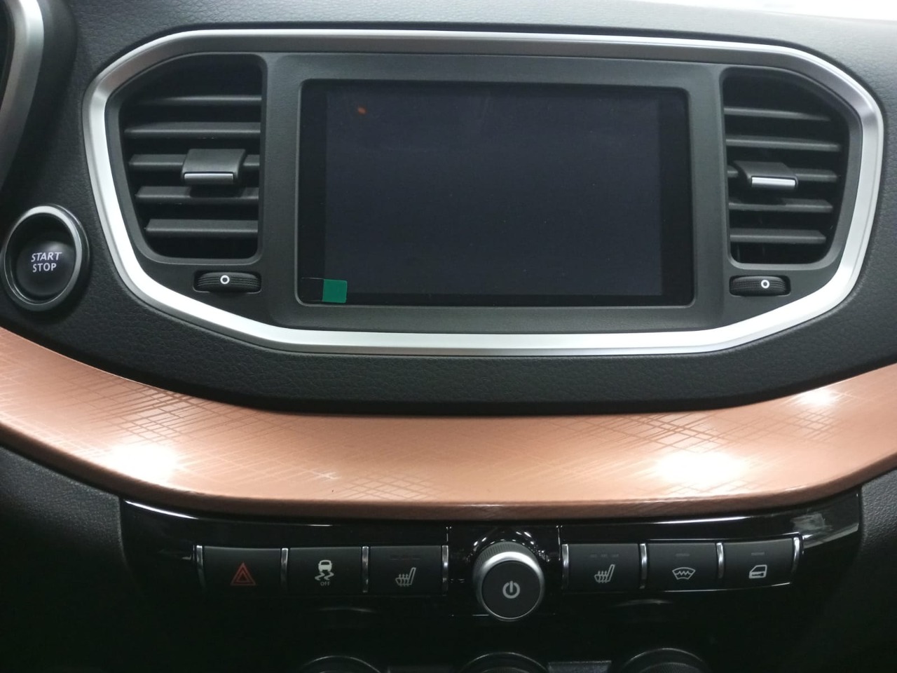 Легковой автотранспорт - LADA Vesta SW Cross 1.8 CVT (122 л.с.)