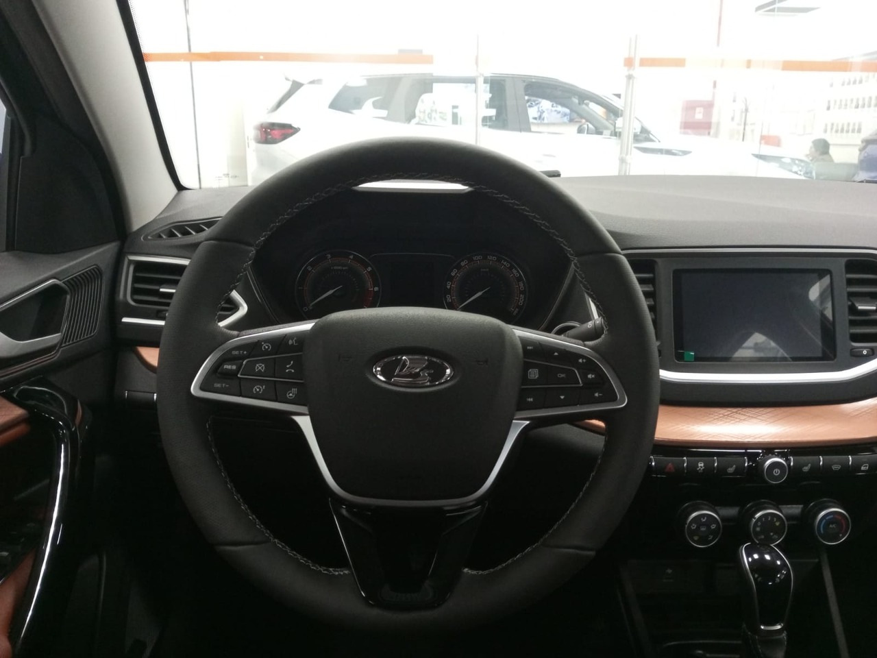 Легковой автотранспорт - LADA Vesta SW Cross 1.8 CVT (122 л.с.)
