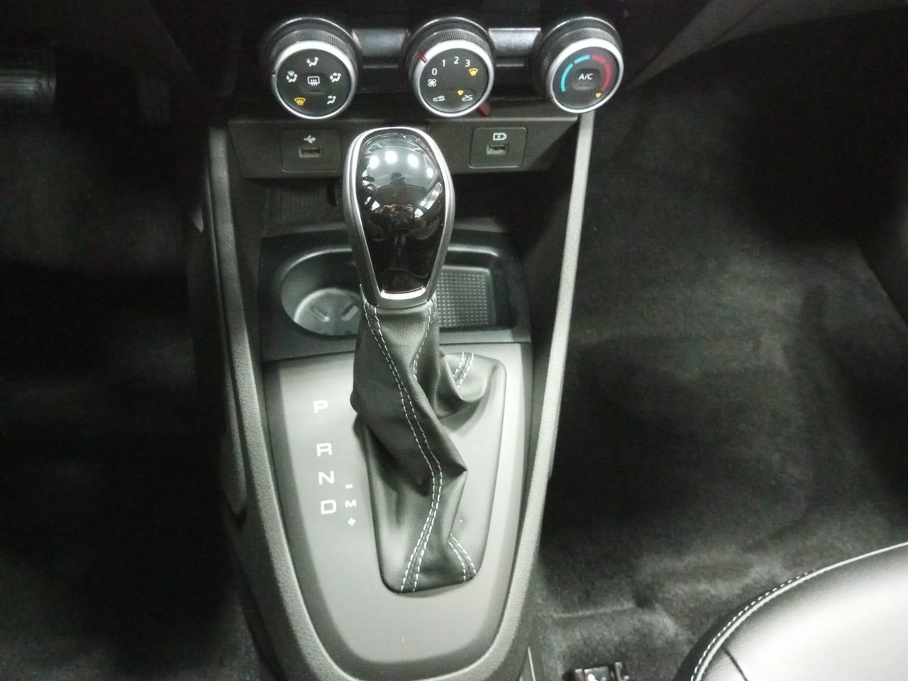 Легковой автотранспорт - LADA Vesta SW Cross 1.8 CVT (122 л.с.)