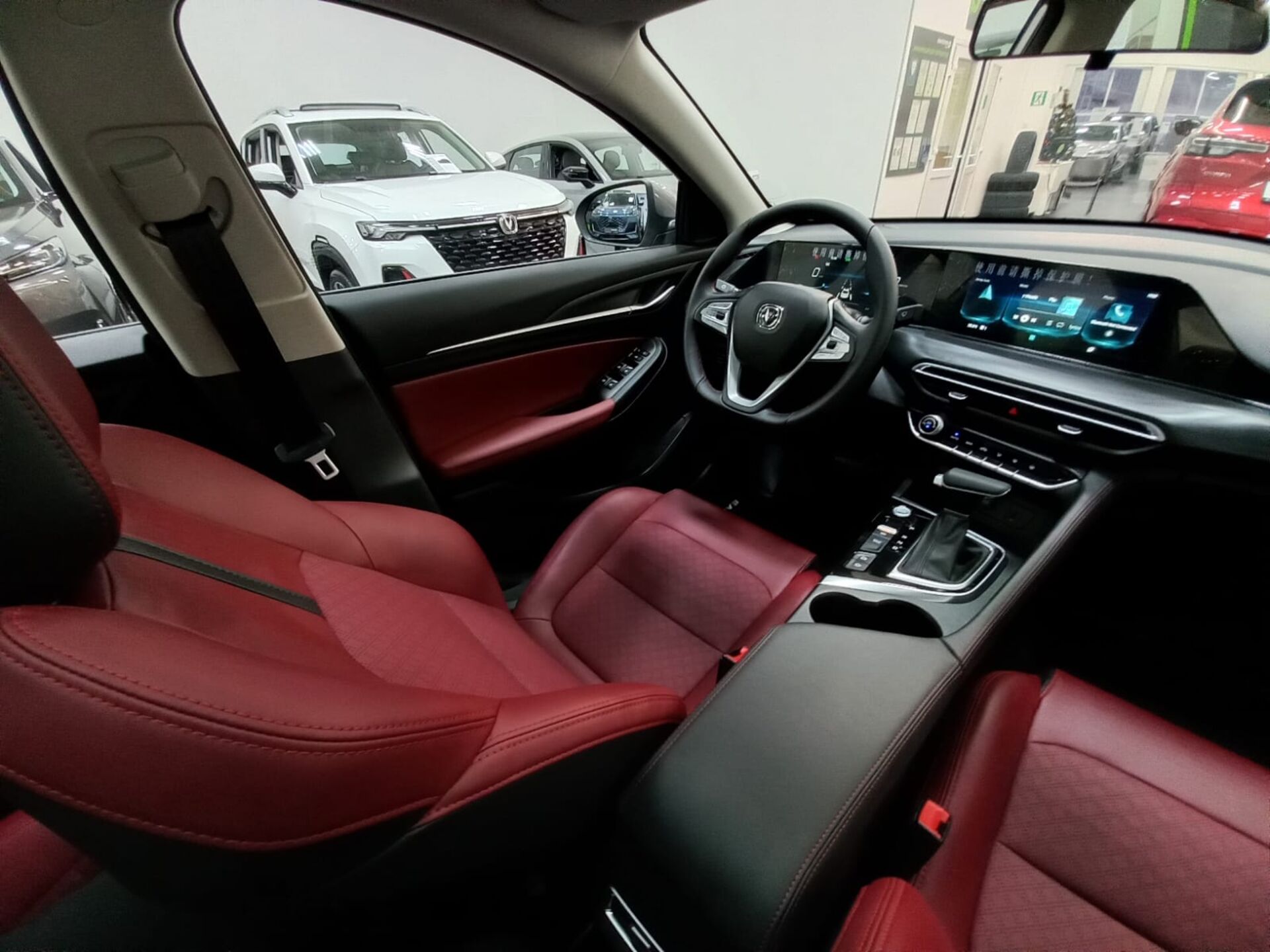 Легковой автотранспорт - CHANGAN Eado Plus 1.4 AMT (155 л.с.)