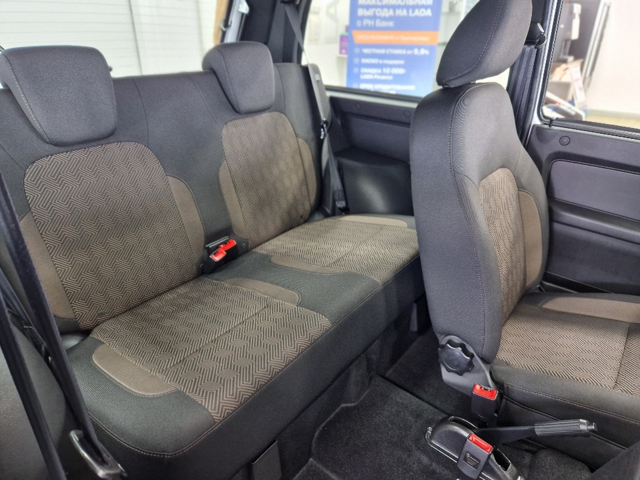 Легковой автотранспорт - LADA Niva Legend 1.7 MT (83 л.с.) 4WD