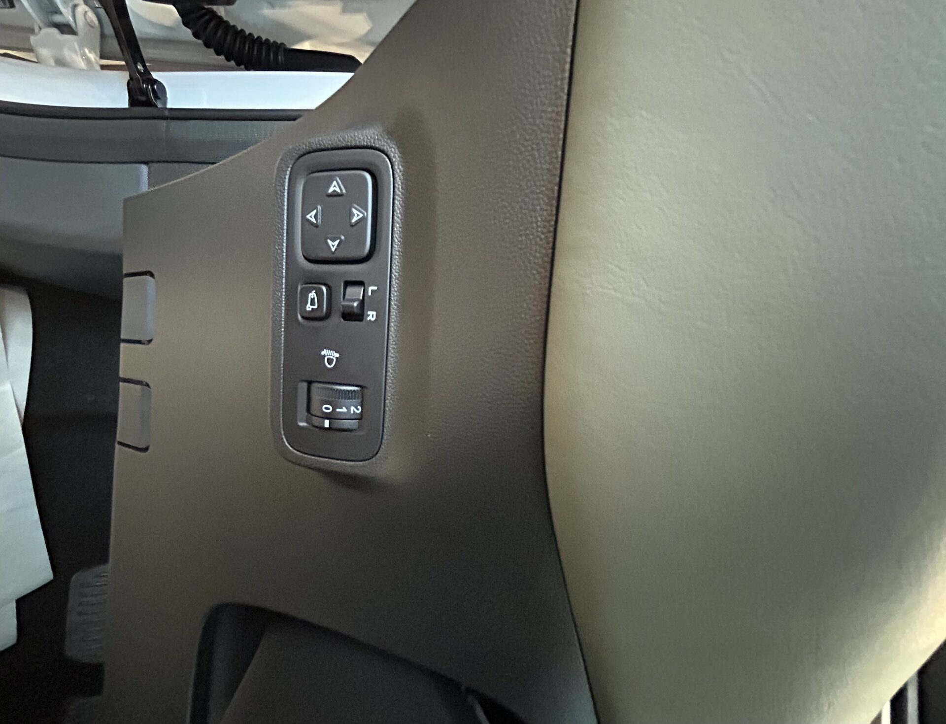 Легковой автотранспорт - CHANGAN Lamore 1.5 AMT (166 л.с.)