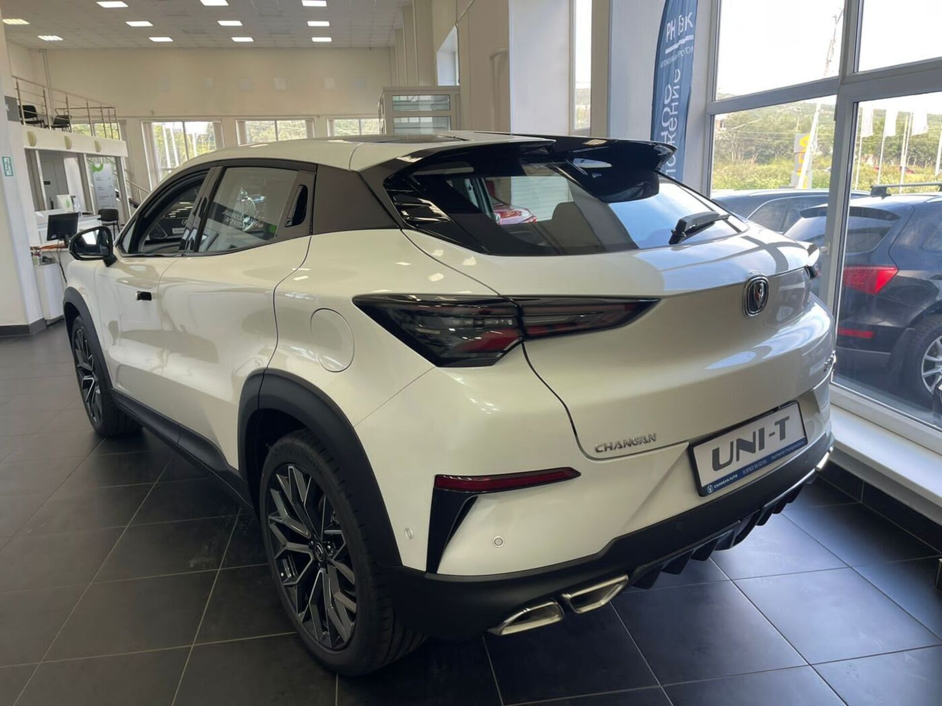 Легковой автотранспорт - CHANGAN UNI-T 1.5 AMT (167 л.с.)