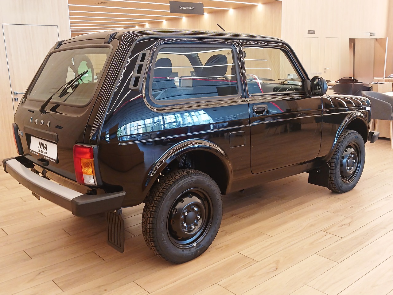 Легковой автотранспорт - LADA Niva Legend 1.7 MT (83 л.с.) 4WD
