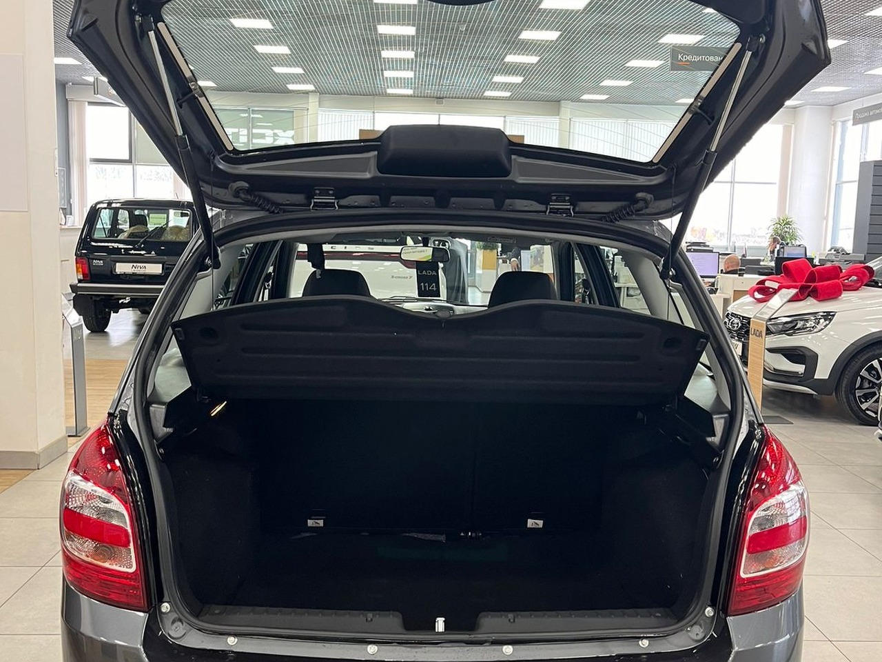 Легковой автотранспорт - LADA Granta Cross 1.6 MT (106 л.с.)