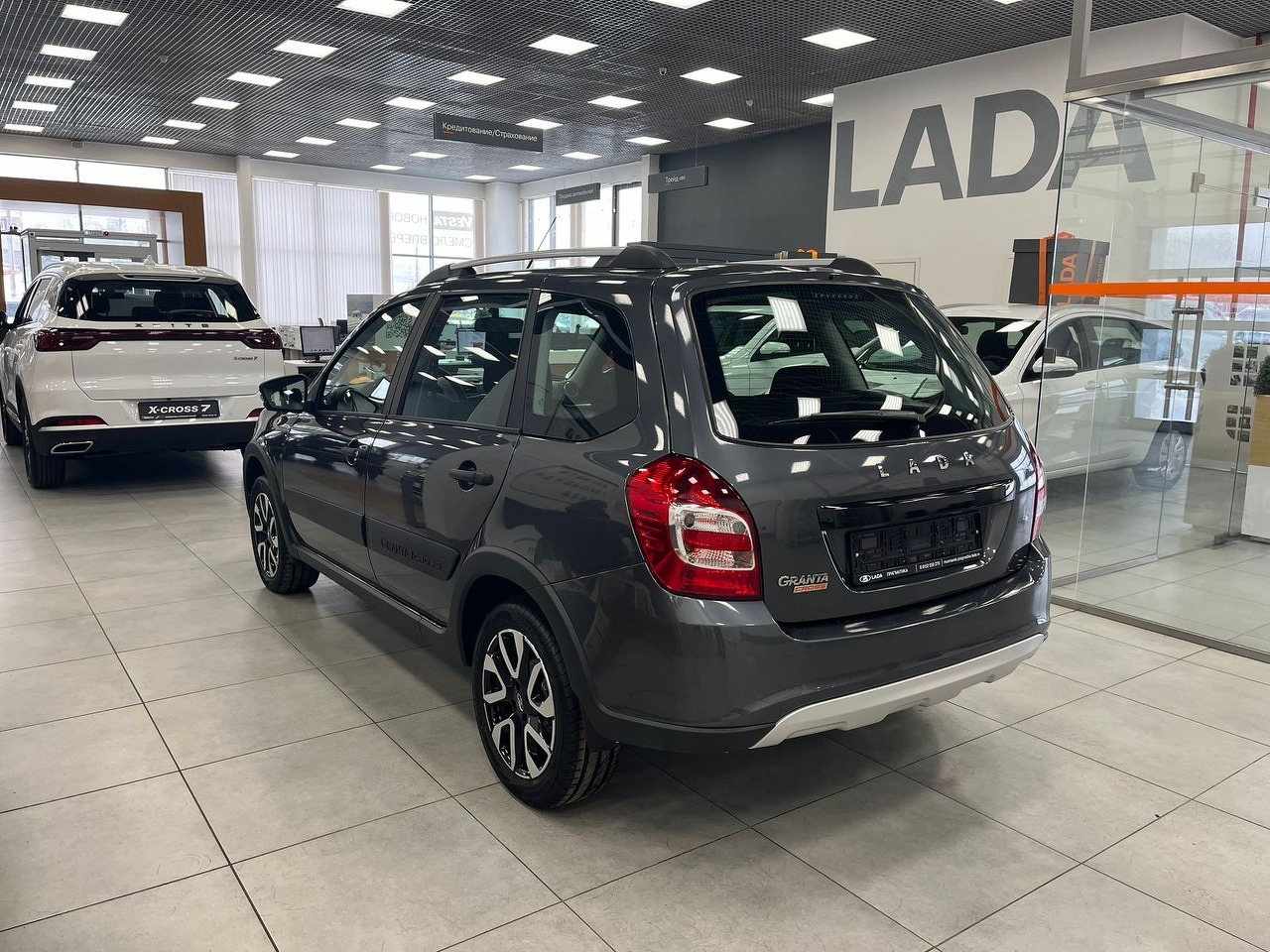 Легковой автотранспорт - LADA Granta Cross 1.6 MT (106 л.с.)