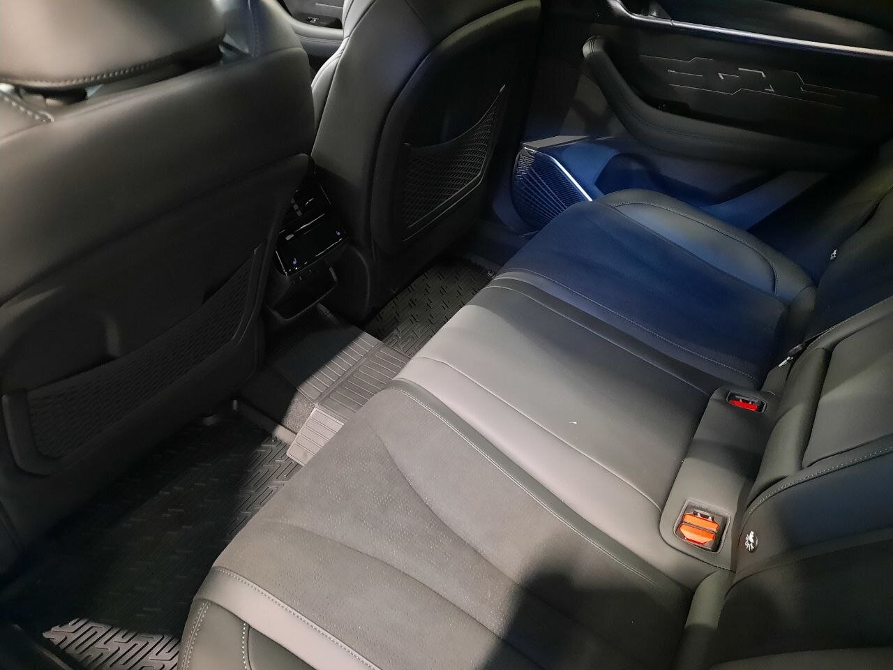 Легковой автотранспорт - GEELY Monjaro 