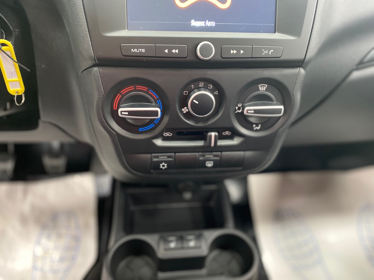 Легковой автотранспорт - LADA Granta 1.6 MT (90 л.с.)